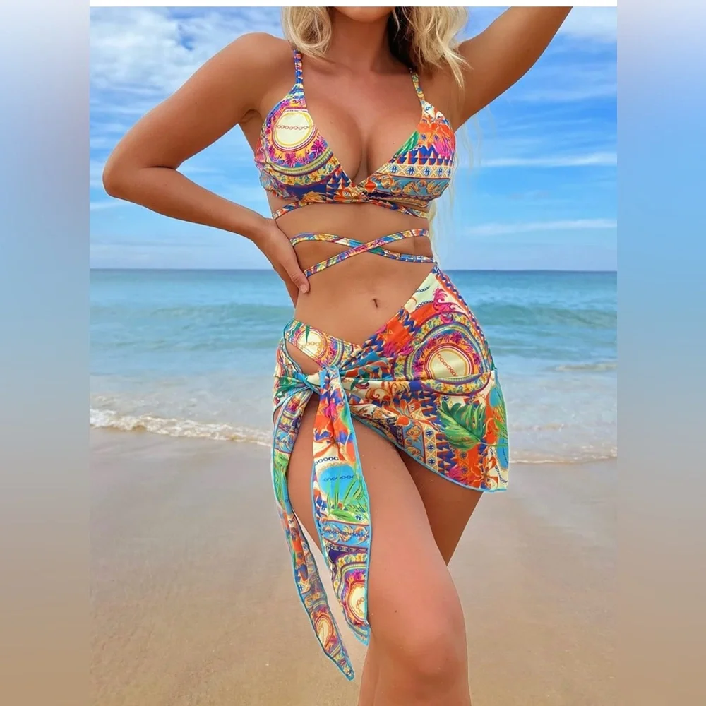 Women's 3 Piece Print Cutout Criss Cross Bikini Swimsuit w Beach Skirt Medium